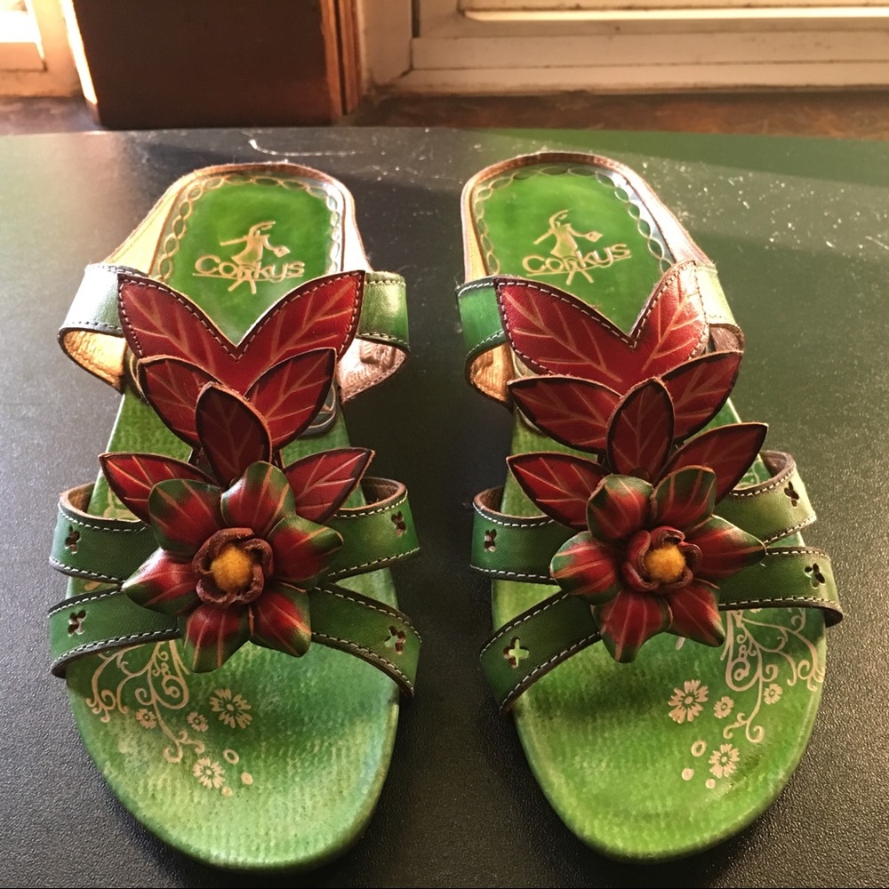 Corkys Slip On Shoes - Picture 3 of 8